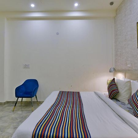 Hotel Fortune Inn By F9 Hotels Νόιντα Εξωτερικό φωτογραφία