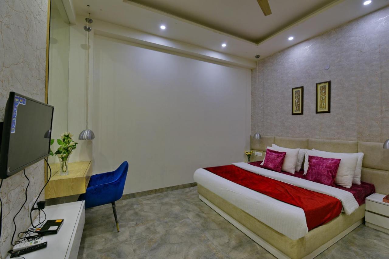 Hotel Fortune Inn By F9 Hotels Νόιντα Εξωτερικό φωτογραφία