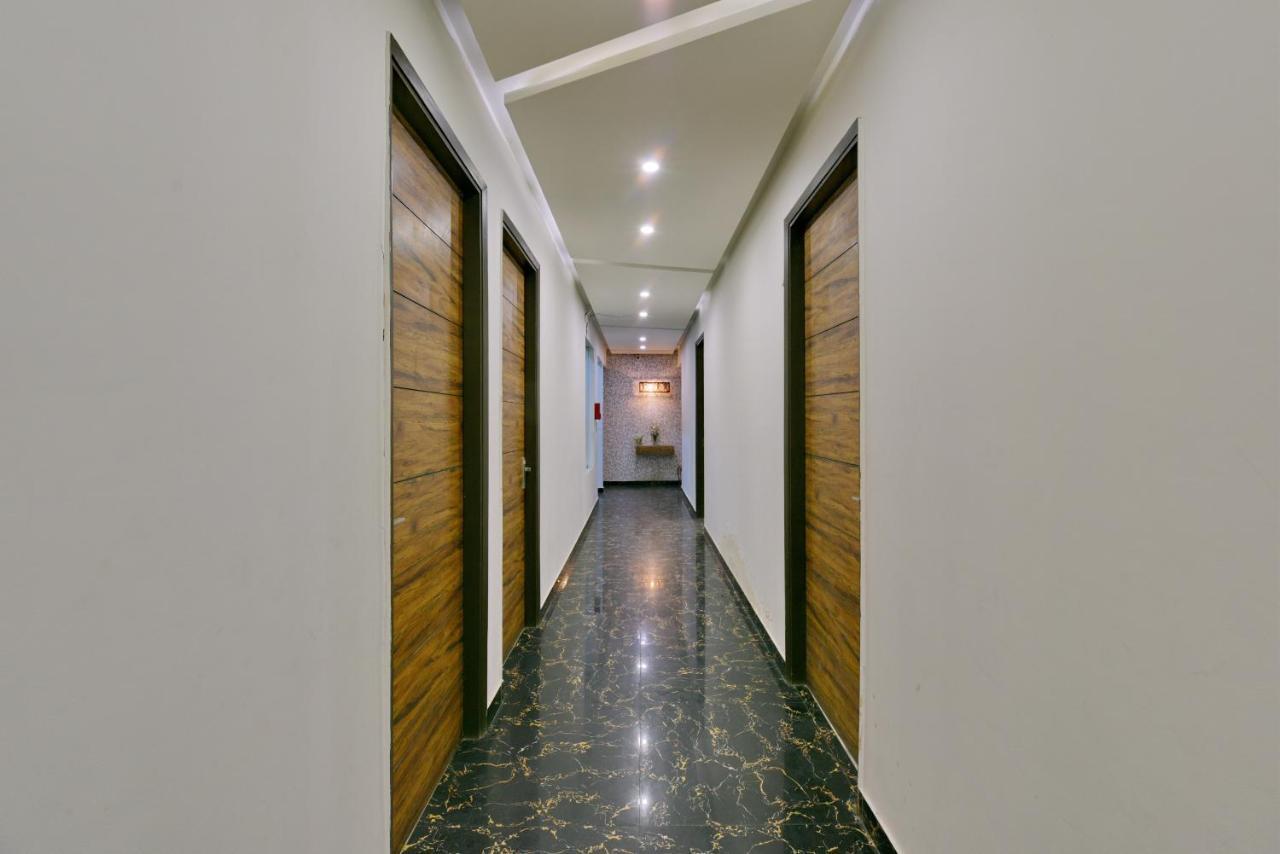 Hotel Fortune Inn By F9 Hotels Νόιντα Εξωτερικό φωτογραφία