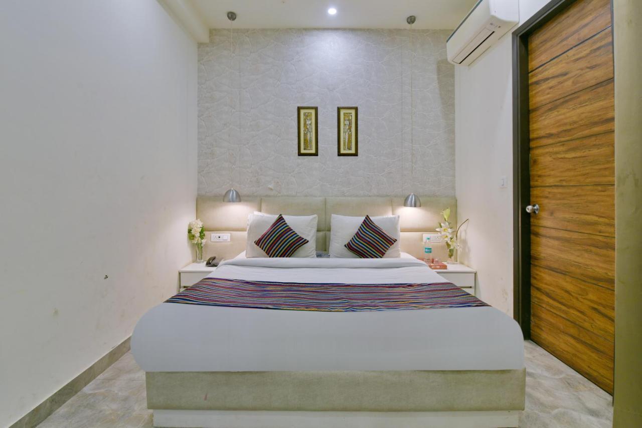 Hotel Fortune Inn By F9 Hotels Νόιντα Εξωτερικό φωτογραφία